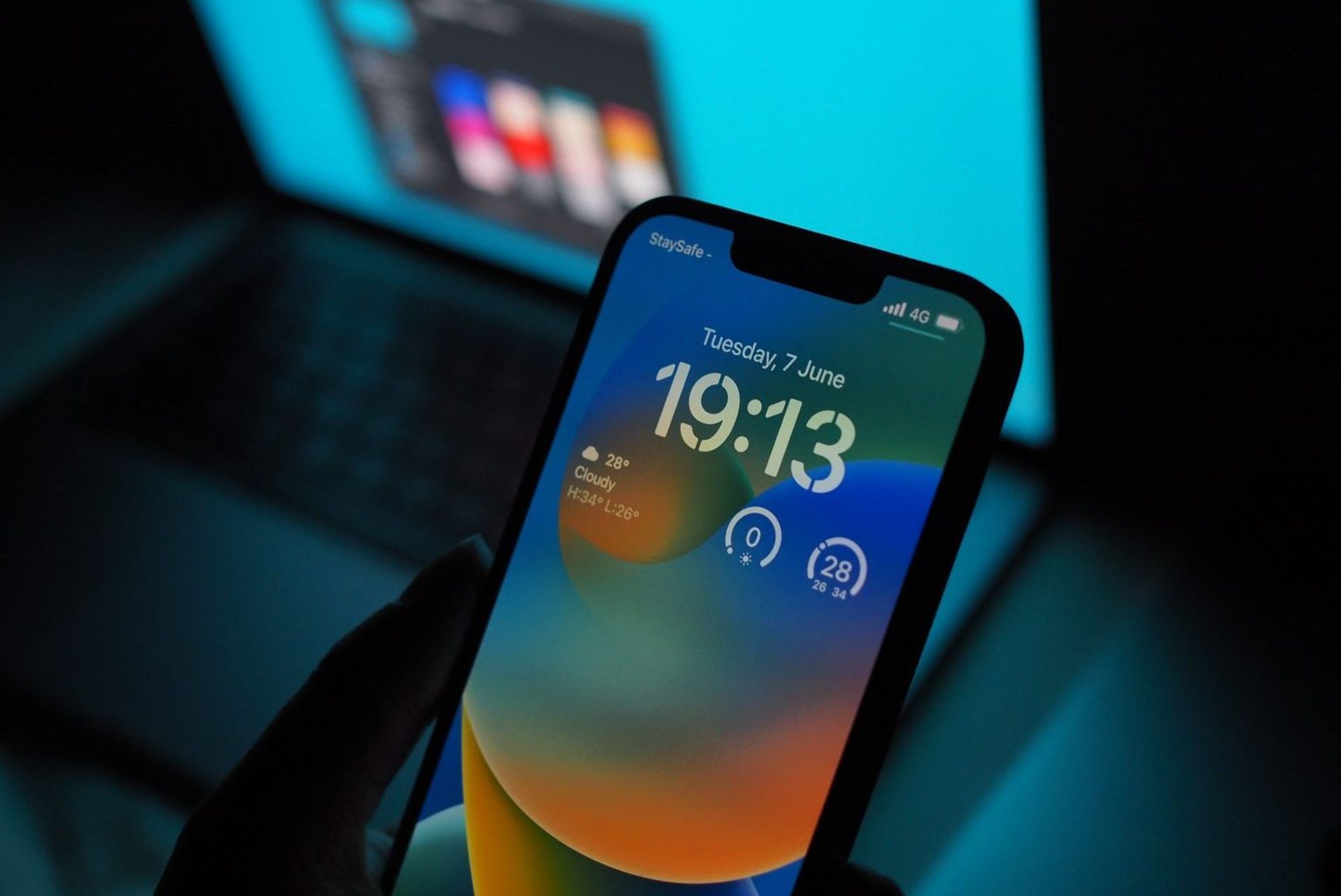 In this article, we are going to be covering how to add Distance Widget in iOS 16 Lock Screen, so you can enjoy the new widget feature.
