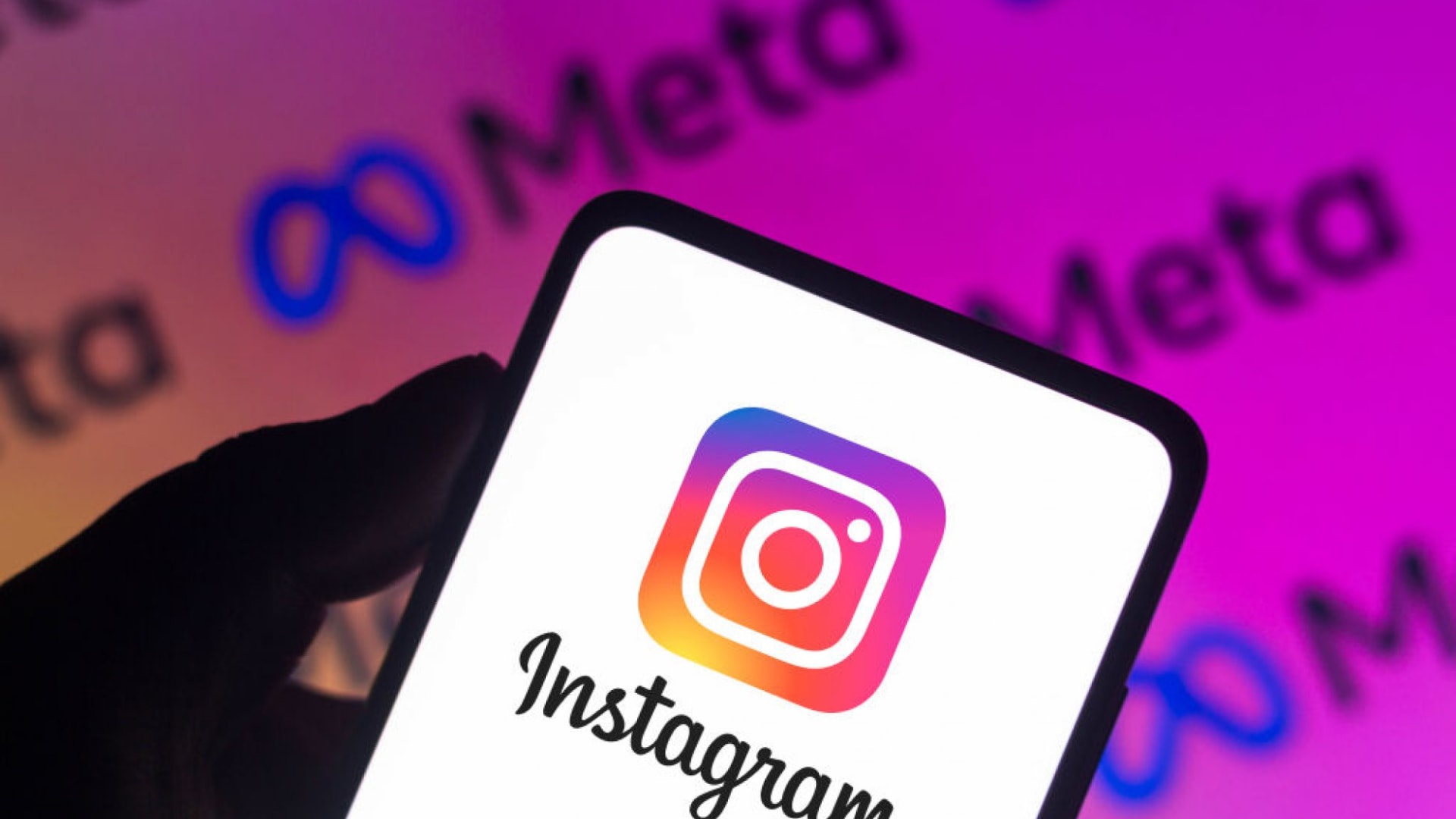 Instagram fined $ 402 million!