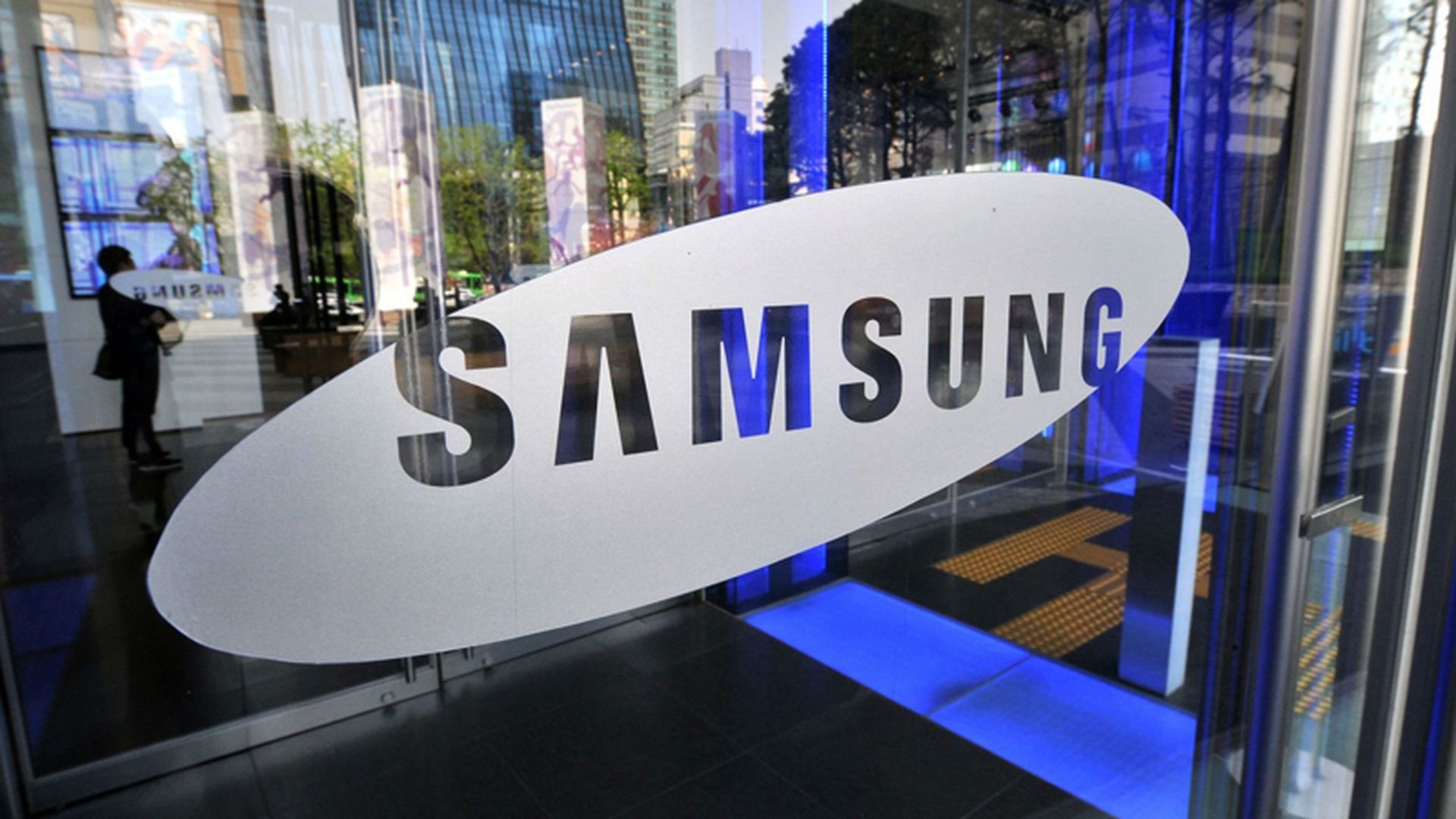 Today, we are covering the Samsung data breach that revealed customer info, and Samsung is working to solve it with an independent cybersecurity firm.