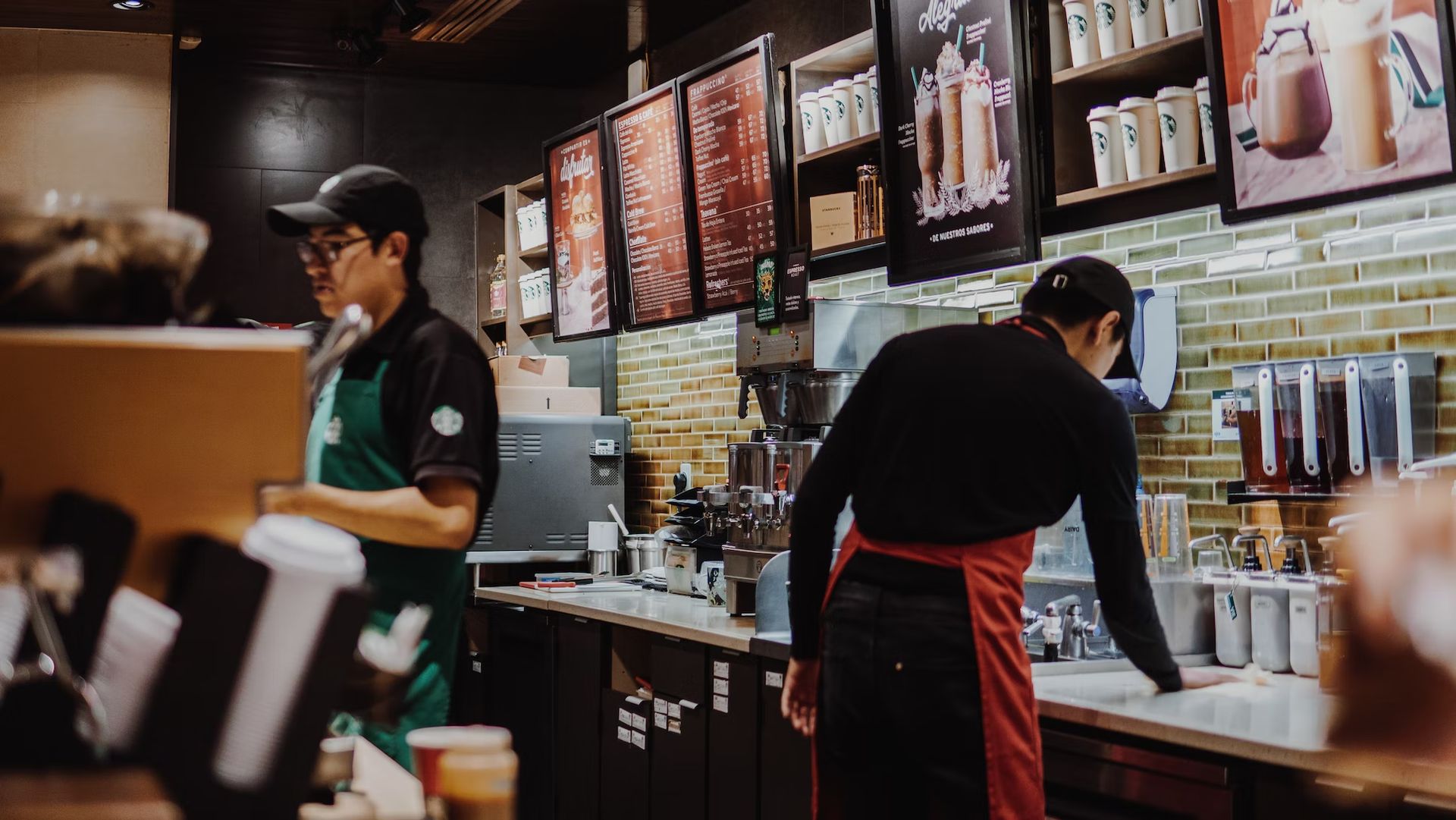 With the Starbucks Odyssey loyalty program, the leading chain of coffeehouses is partnering up with Polygon to deliver Starbucks NFTs.