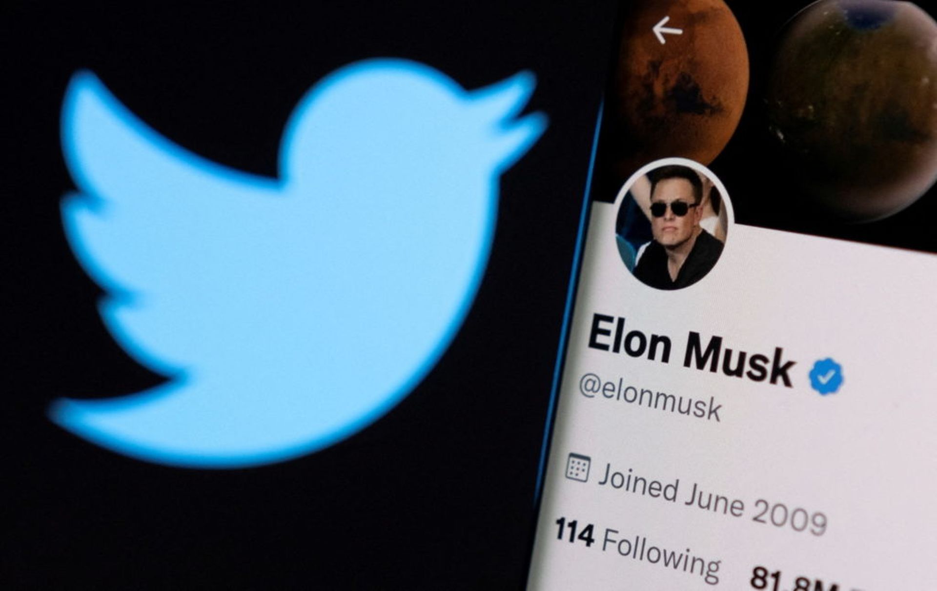 Elon fires Twitter CEO