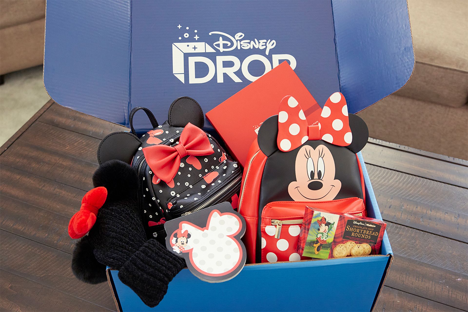 In this article, we are going to be covering how to get Disney Drop Box gift, which will be given to all subscribers of the streaming platform who renew their membership.