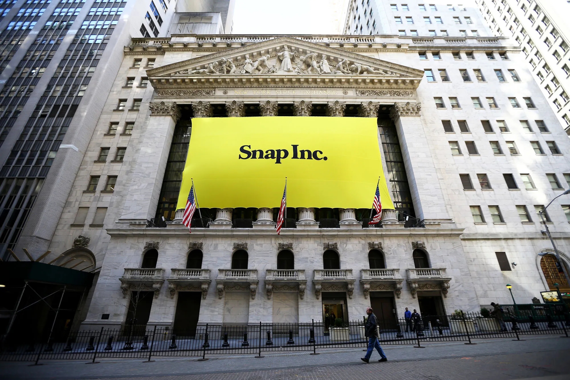 In this article, we are going to be covering all the details that you need to know about Snapchat settlement, including the payout date, details, and more.