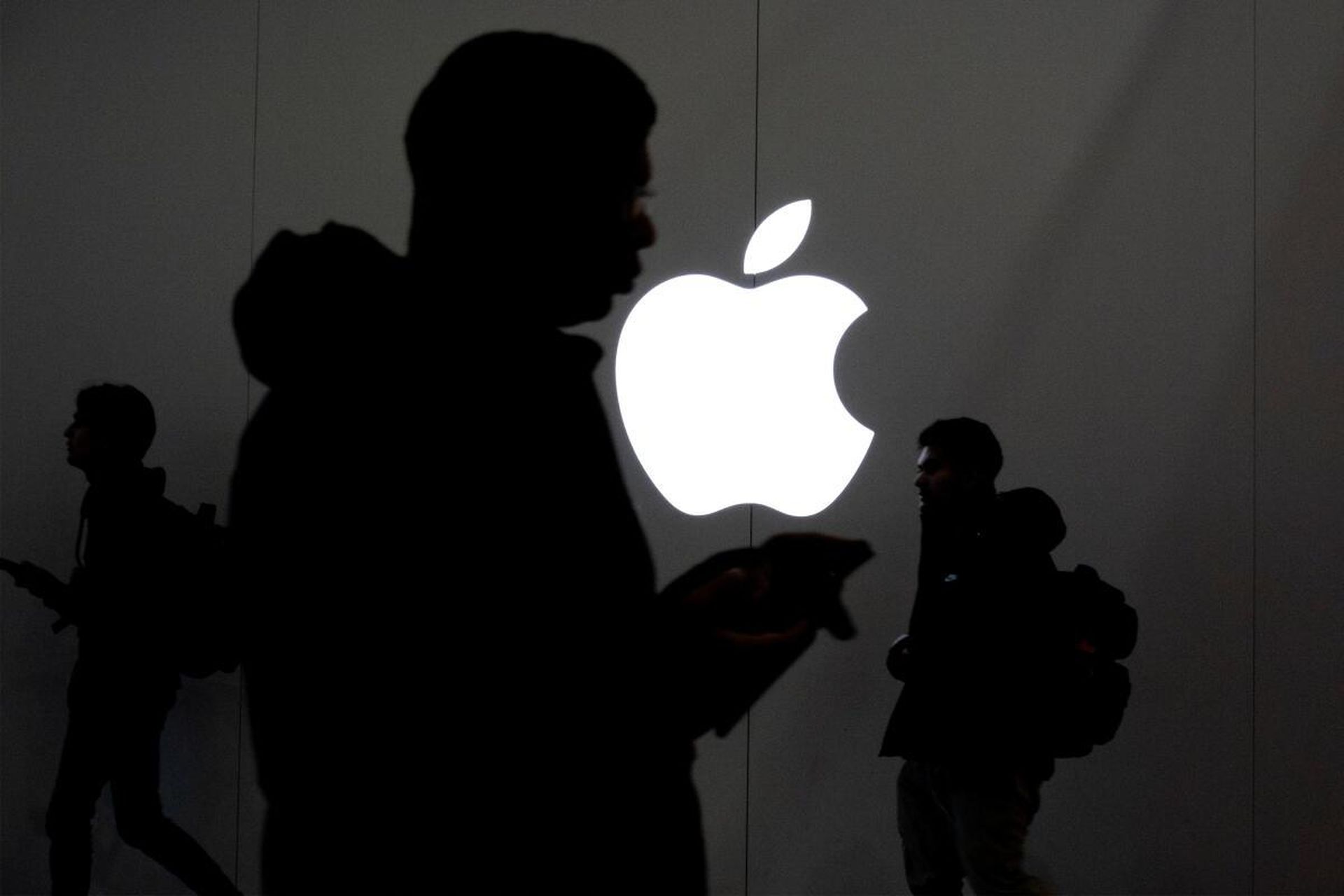 Apple protesteert dat China een gewelddadige wending neemt naarmate het aantal gevallen van Covid-19 toeneemt