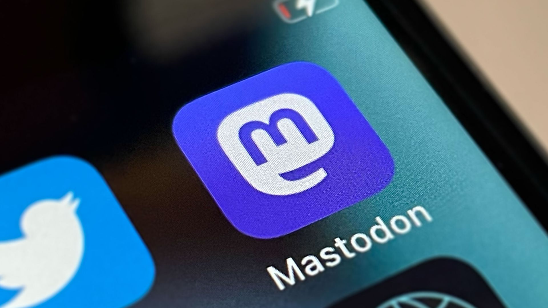 Mastodon server requirements