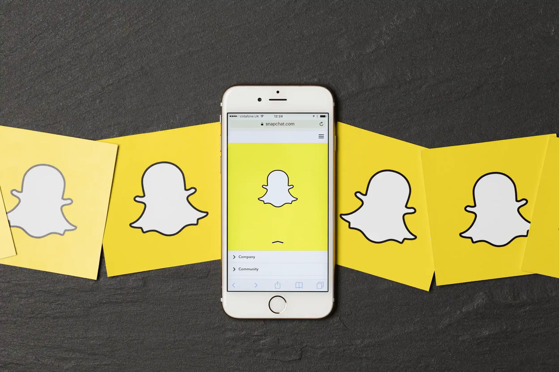 When we think of the end of a year, Wrapped content of apps comes to mind and Snapchat is not an exception. Sadly, Snapchat Year in Review 2022 not working...