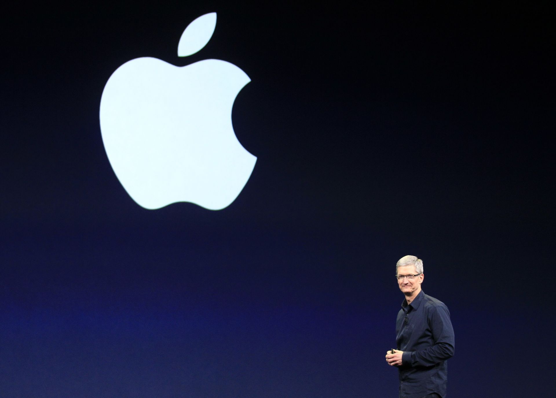 Tim Cook gab während der Telefonkonferenz von Apple bekannt, dass der Technologieriese trotz der glanzlosen Verkäufe des neuesten iPhone und...
