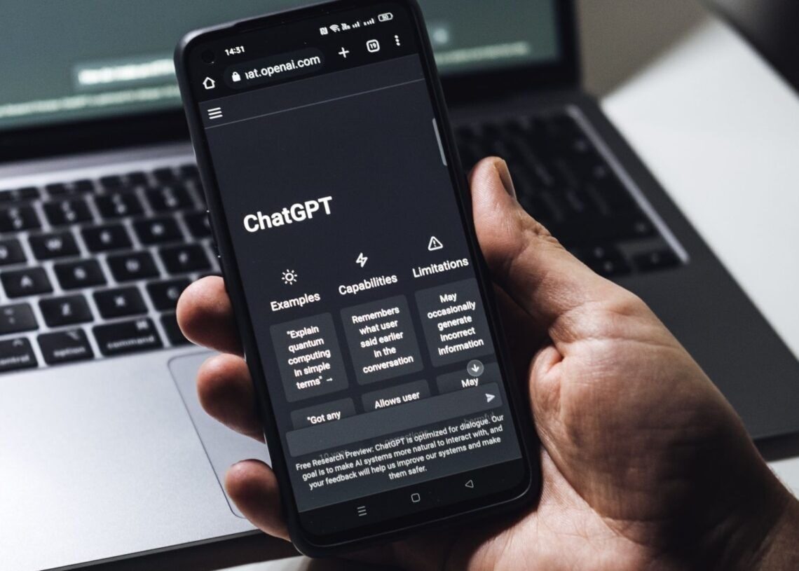ChatGPT prompt comparison: GPT-4 vs GPT-3.5