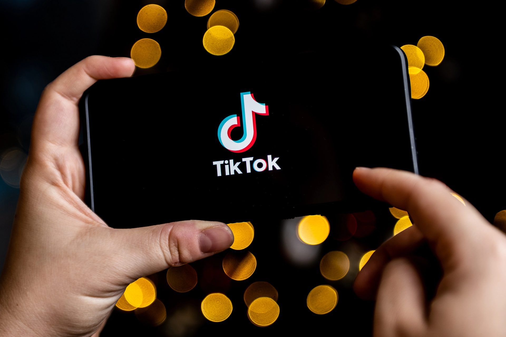 TikTok not working today: How to fix it? (2023)