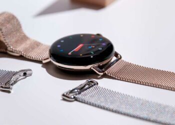Pixel Watch stuck restarting: How to fix it?