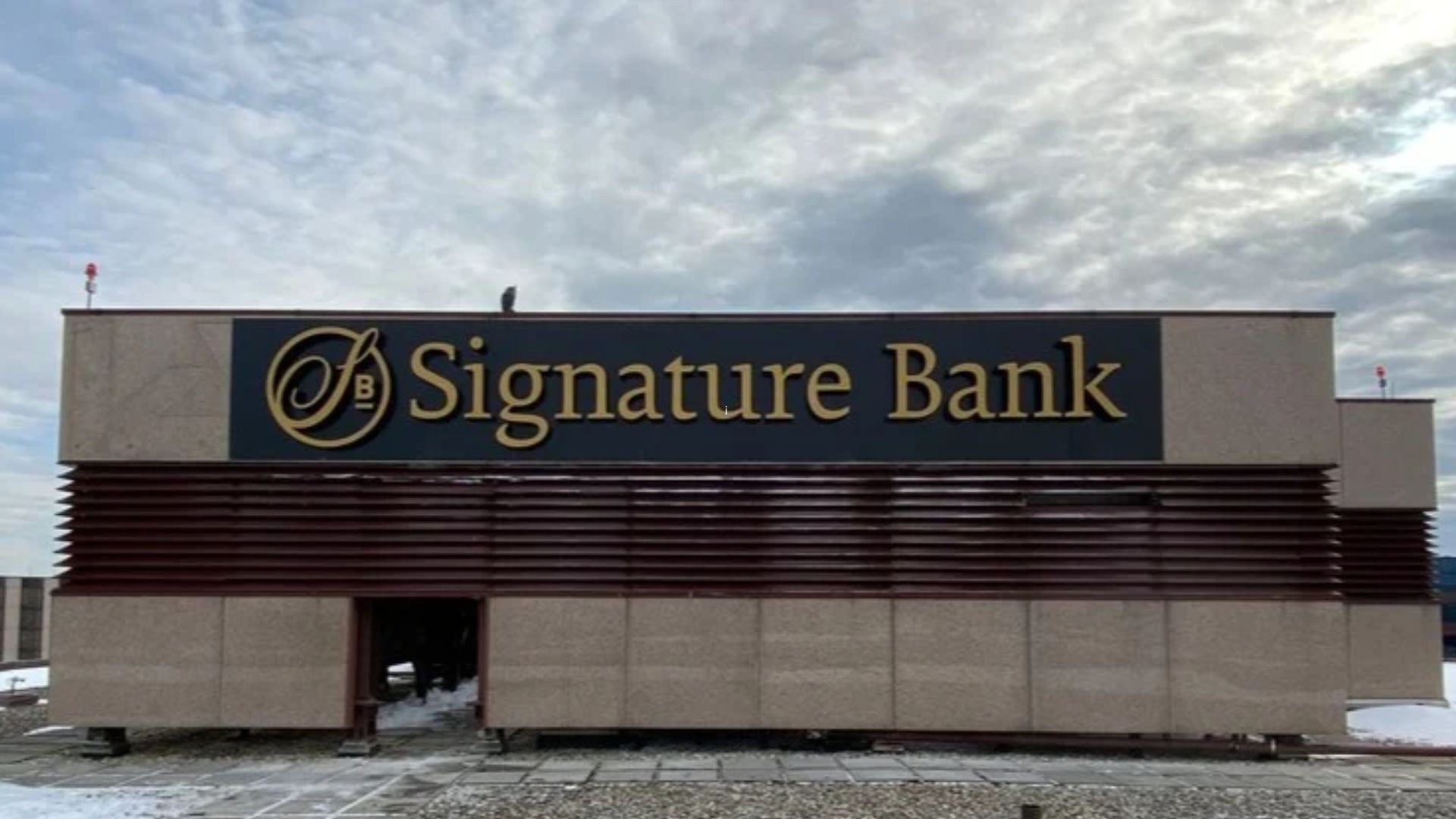 Crypto-focused Signature Bank closed by regulators