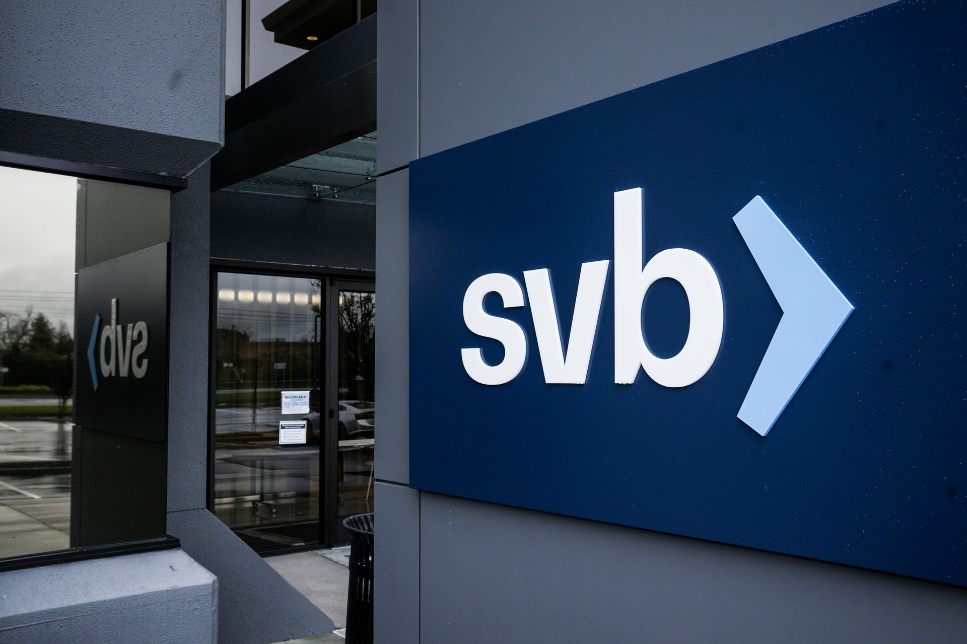 Exploring the SVB collapse: Behind the scenes