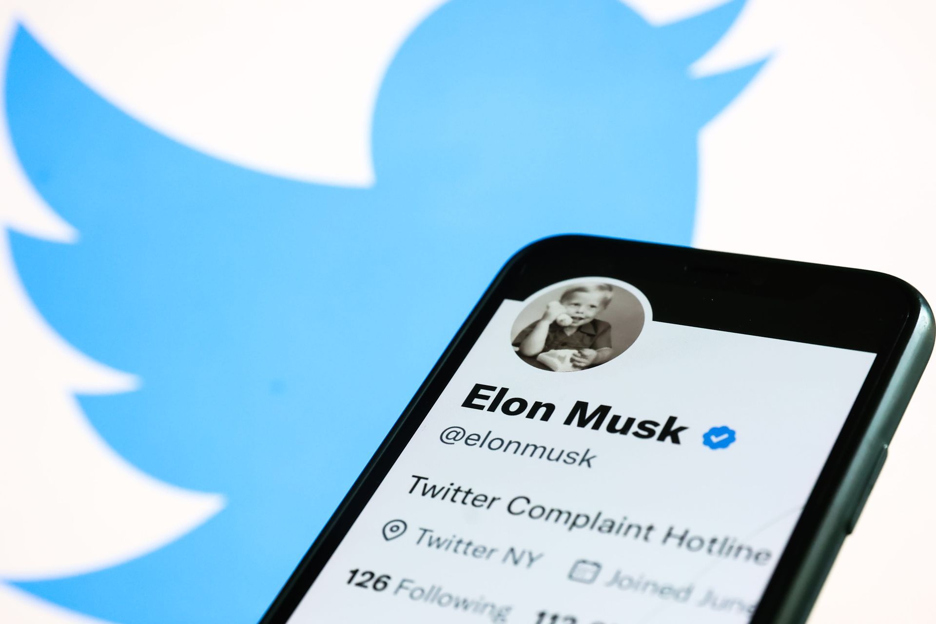 Elon Musk: Twitter Blue subscribers get priority replies soon