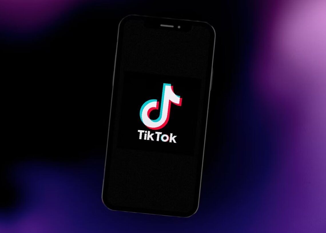 TikTok auto scroll