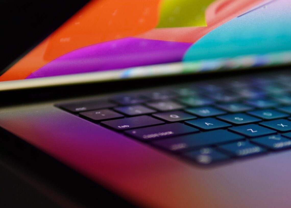 Best laptop with long battery life and lightweight right now: Top 6