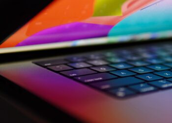 Best laptop with long battery life and lightweight right now: Top 6