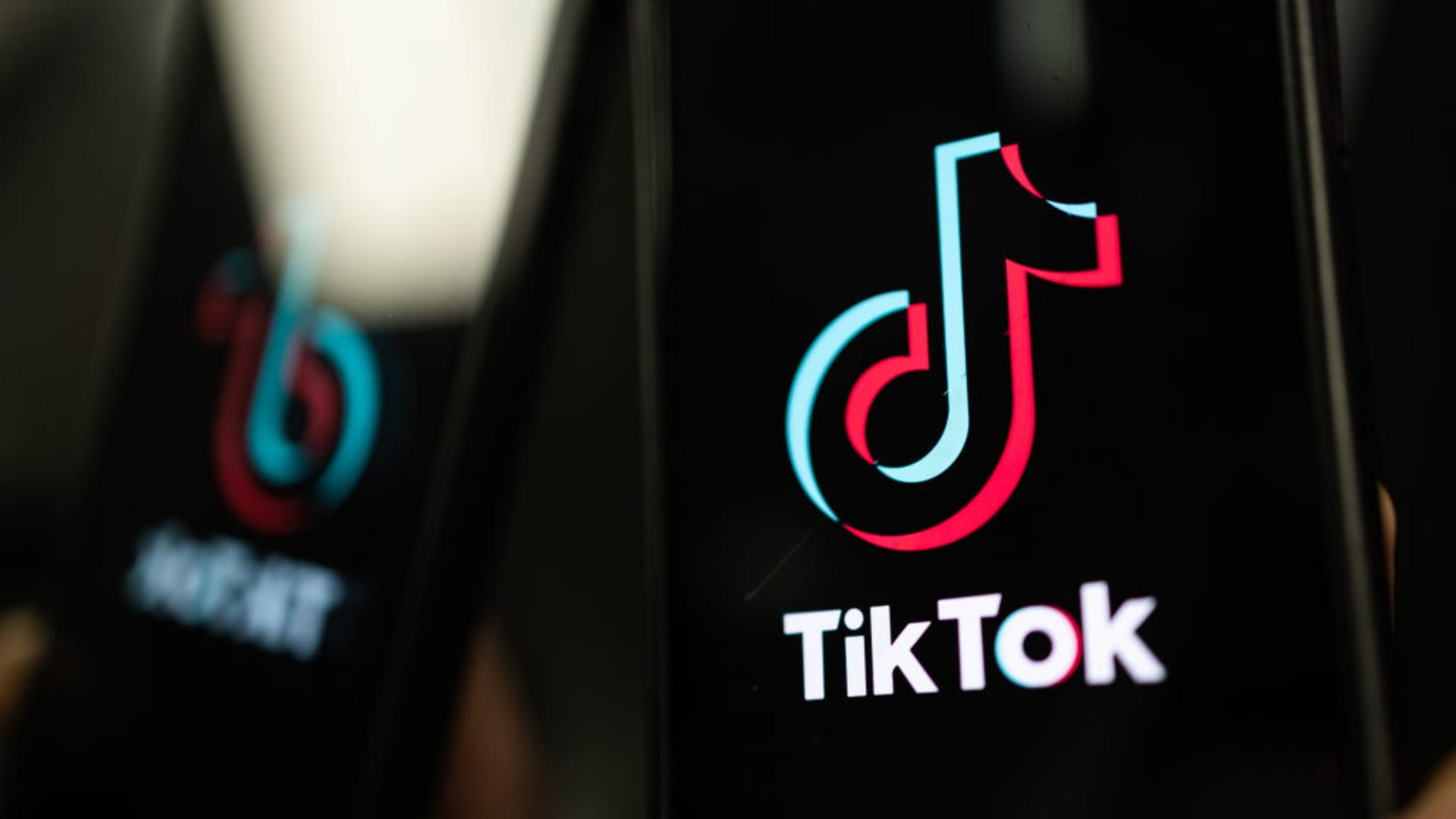 How to filter comments on TikTok