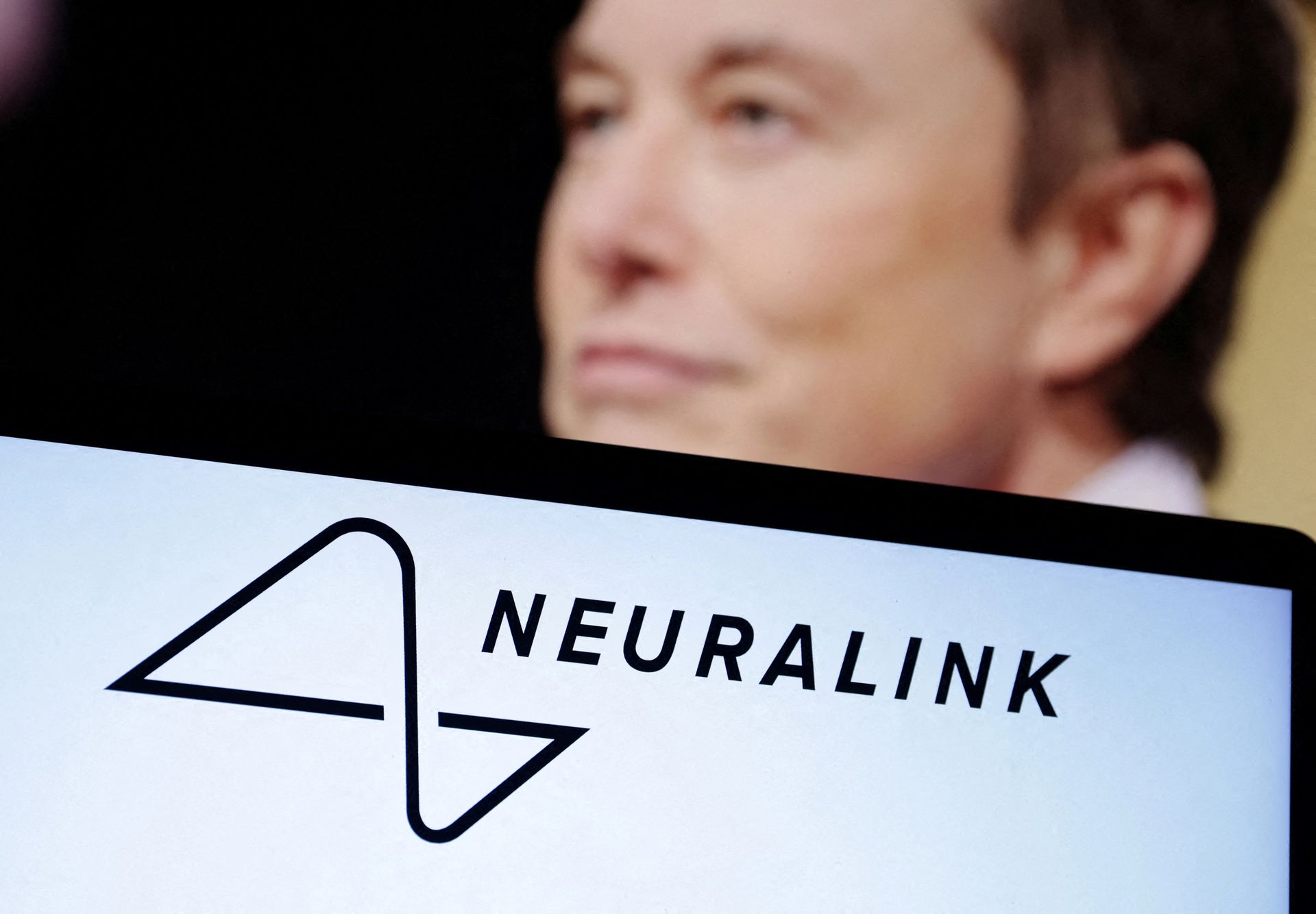FDA dá luz verde ao Neuralink para o primeiro teste clínico em humanos