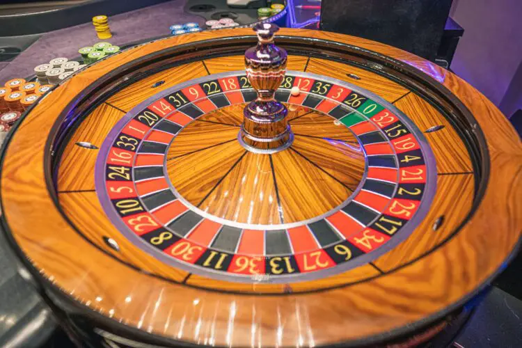 The future of AI in online roulette: Opportunities and challenges for players and operators