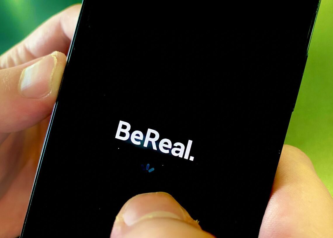 My BeReal disappear: How to fix it?