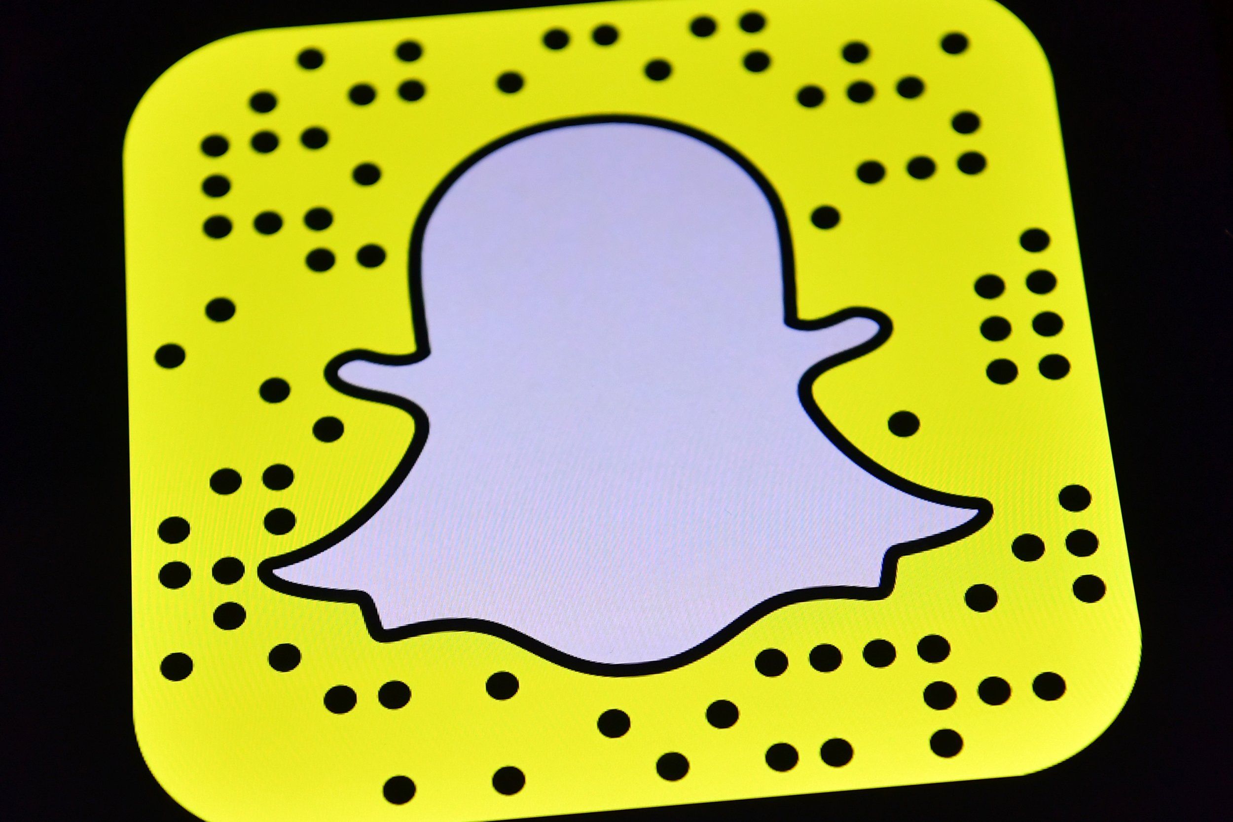Fixing the "Snapchat not compatible with my device" error