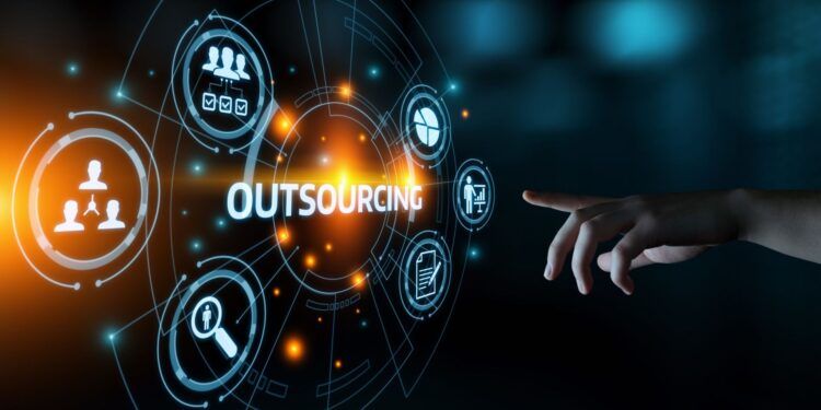 5 benefits to outsource software development to Hungary