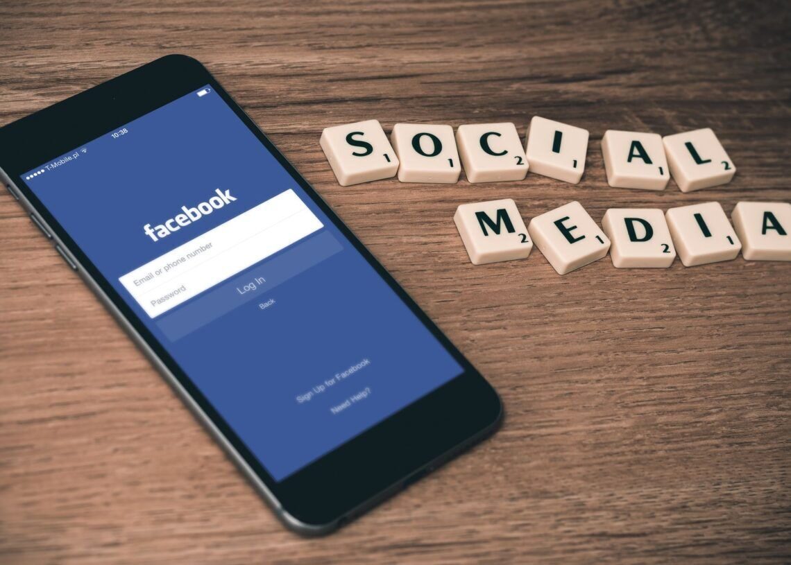 Facebook news feed not working
