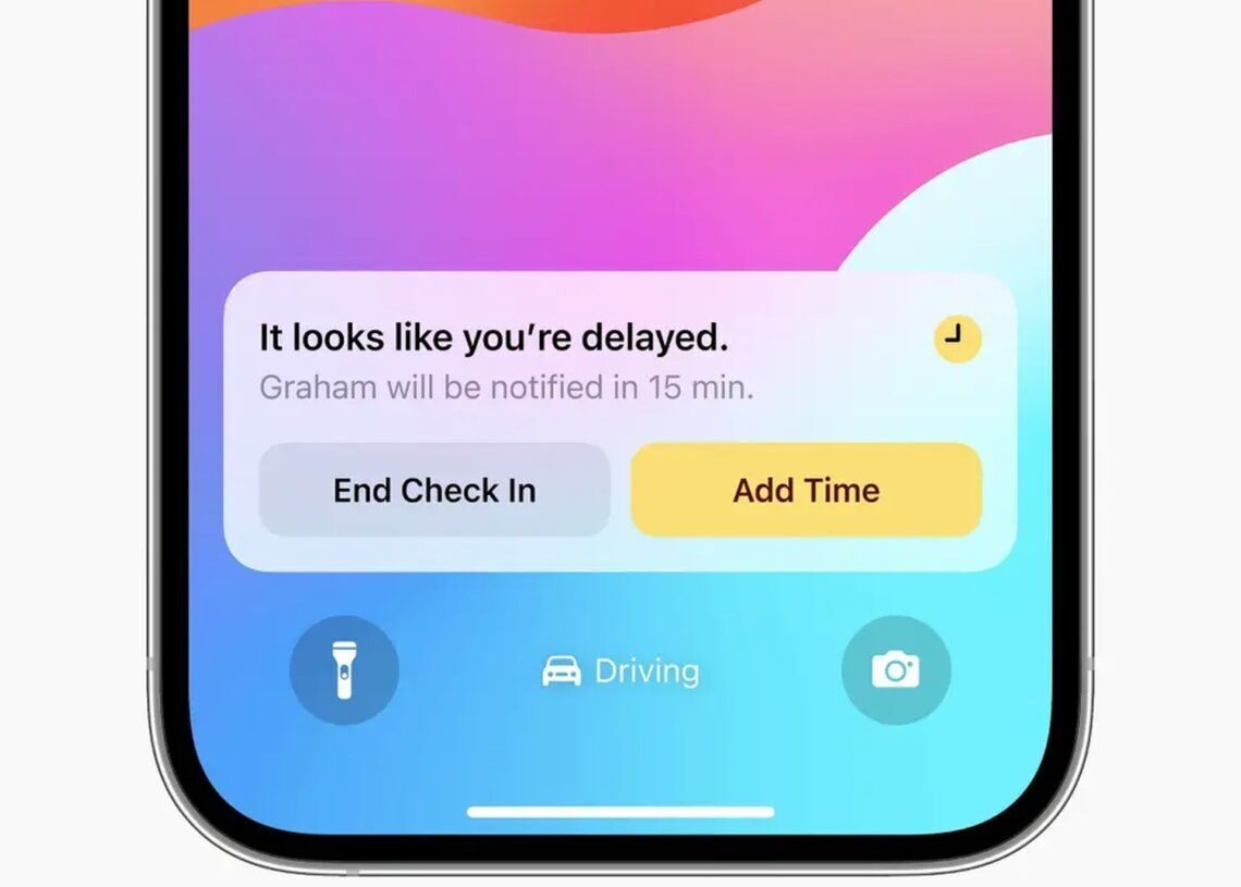 iOS17 Check In feature