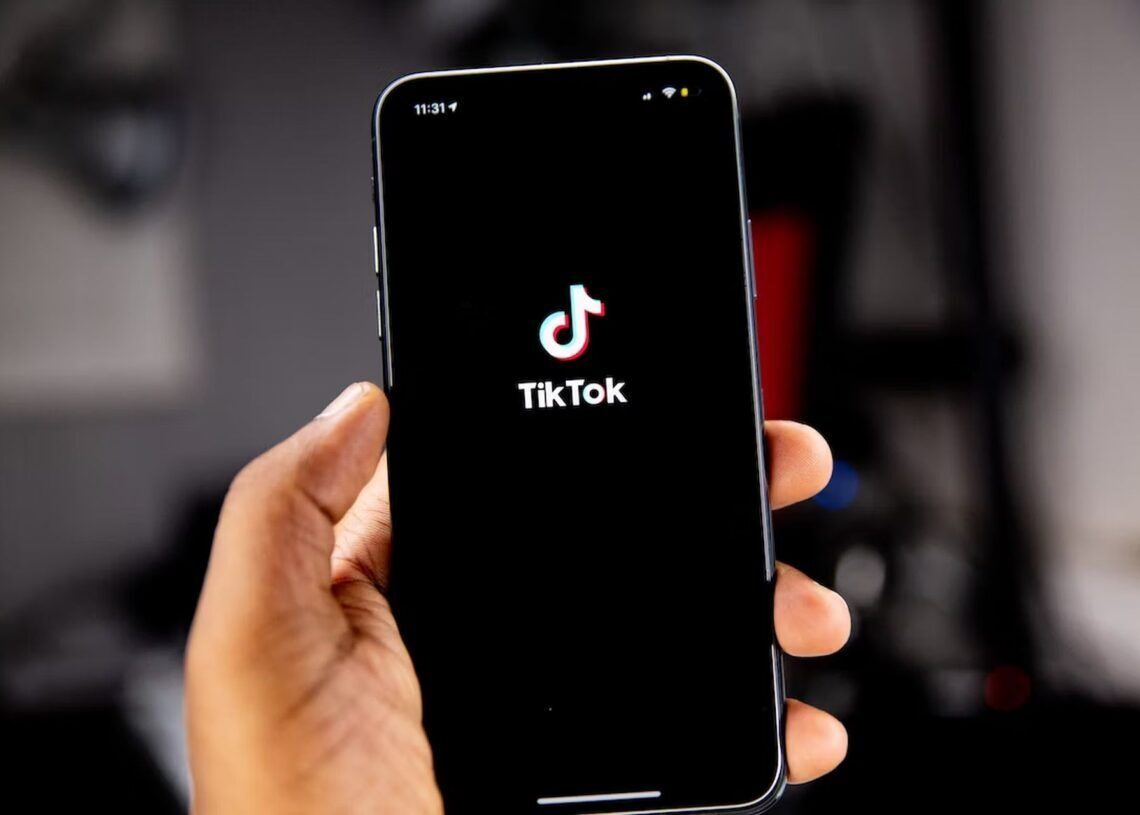 tiktok hello kitty filter