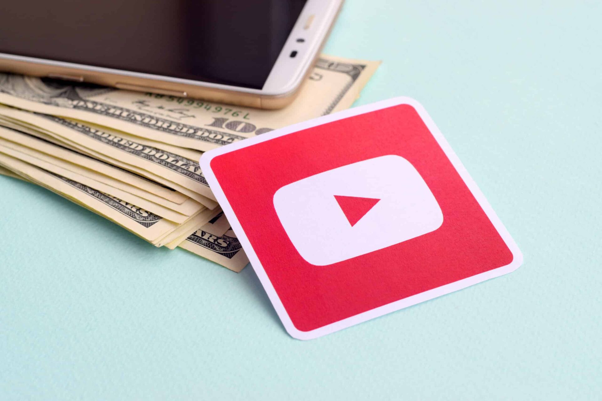 YouTube готовится предоставить дополнительную информацию о своих новых программах.