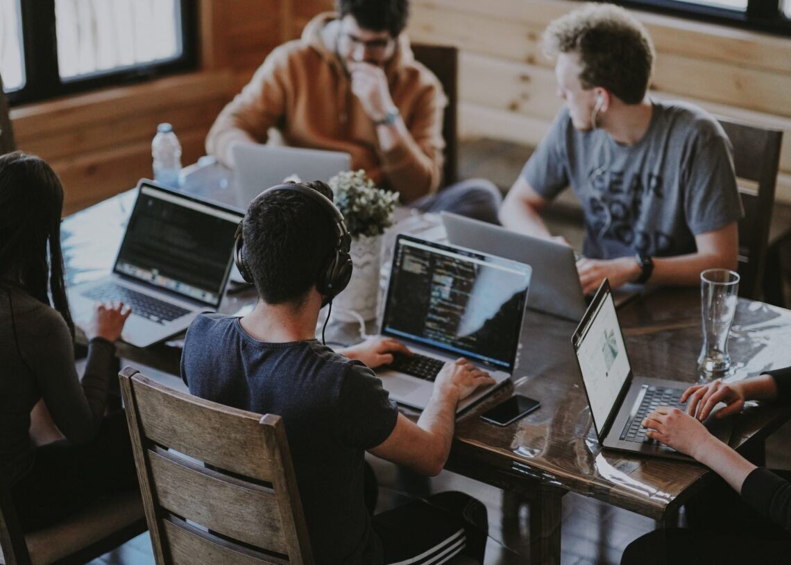 5 online tools every college student needs to use