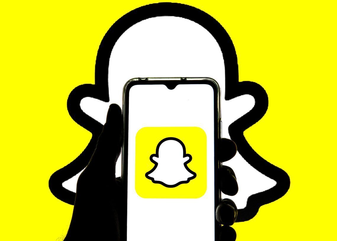 Snapchat in a group with me meaning