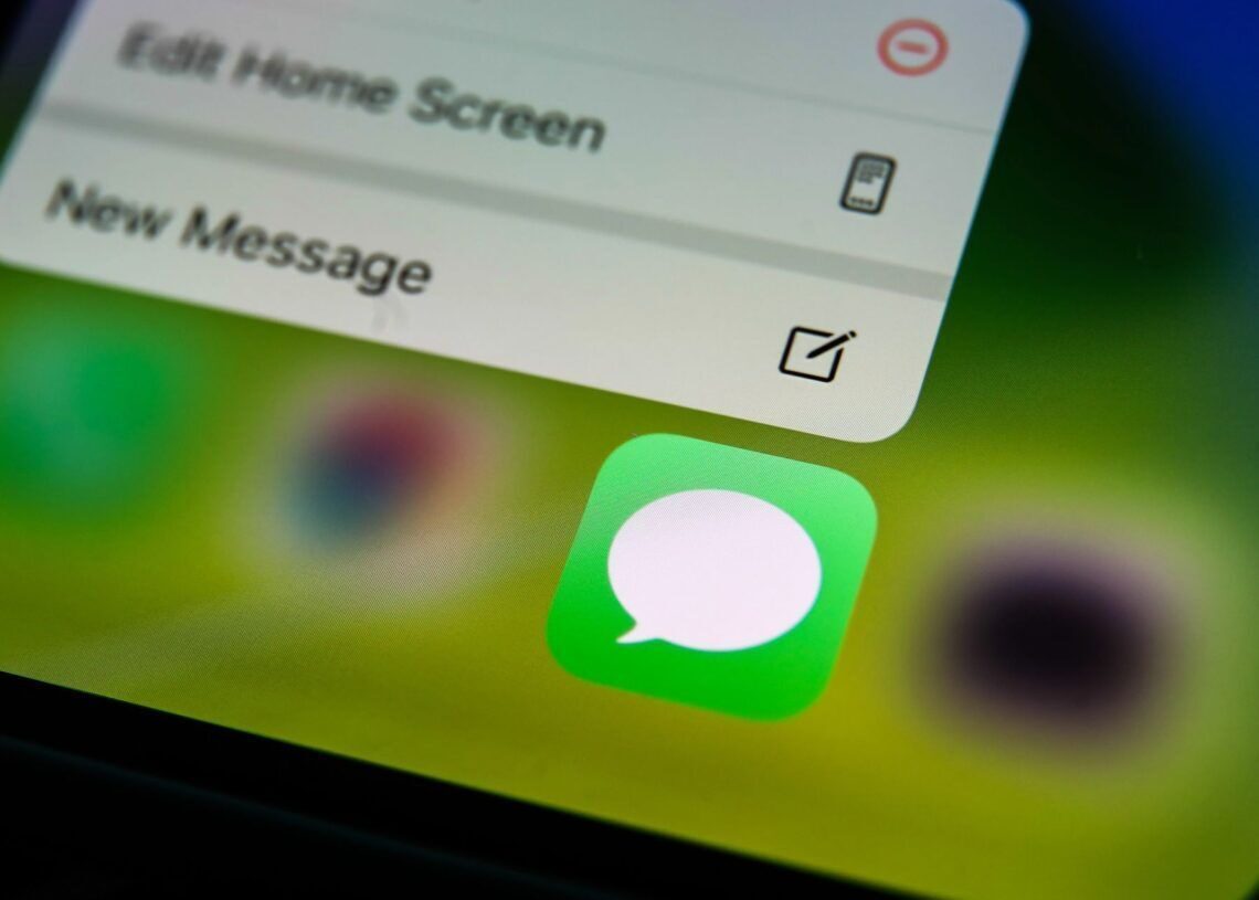 iMessage Signed Out error
