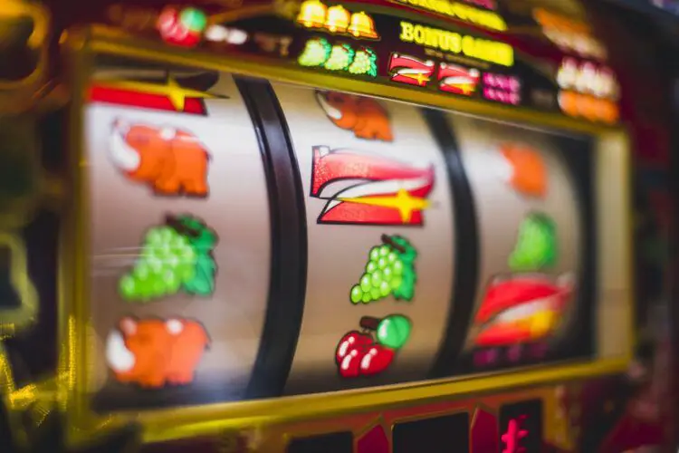 Navigating the best online casinos: Maximize fun and minimize costs with free slots