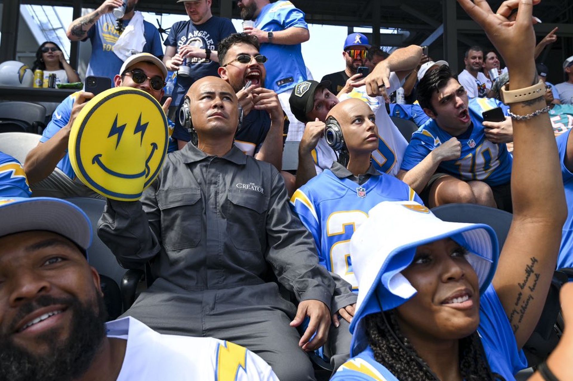 AI robot fans at Chargers game