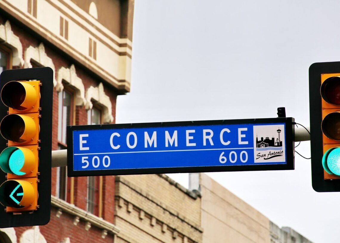Revolutionizing e-commerce: How the right shipping label printer can elevate your business