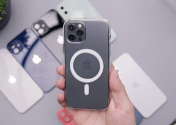 iPhone 15 Qi2 wireless charging