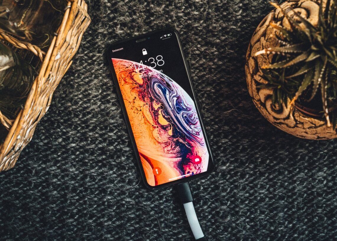 iOS 17 charging issues
