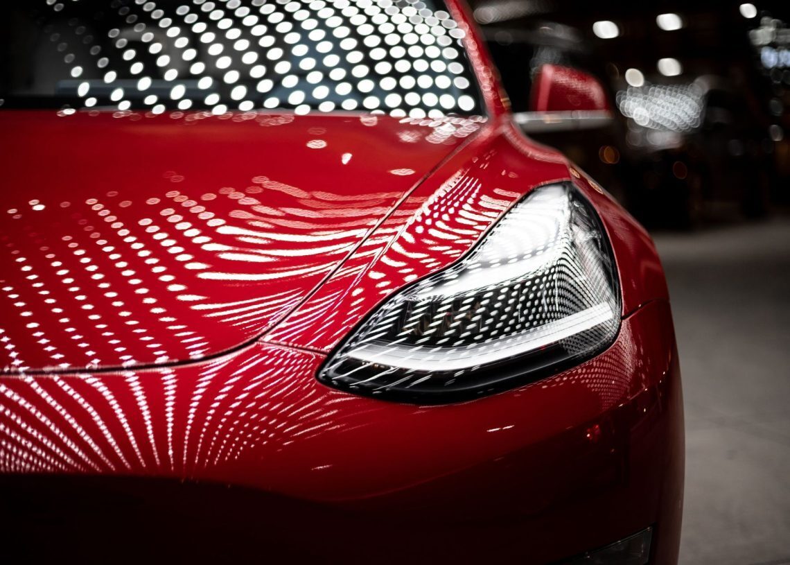 Tesla sues Sweden