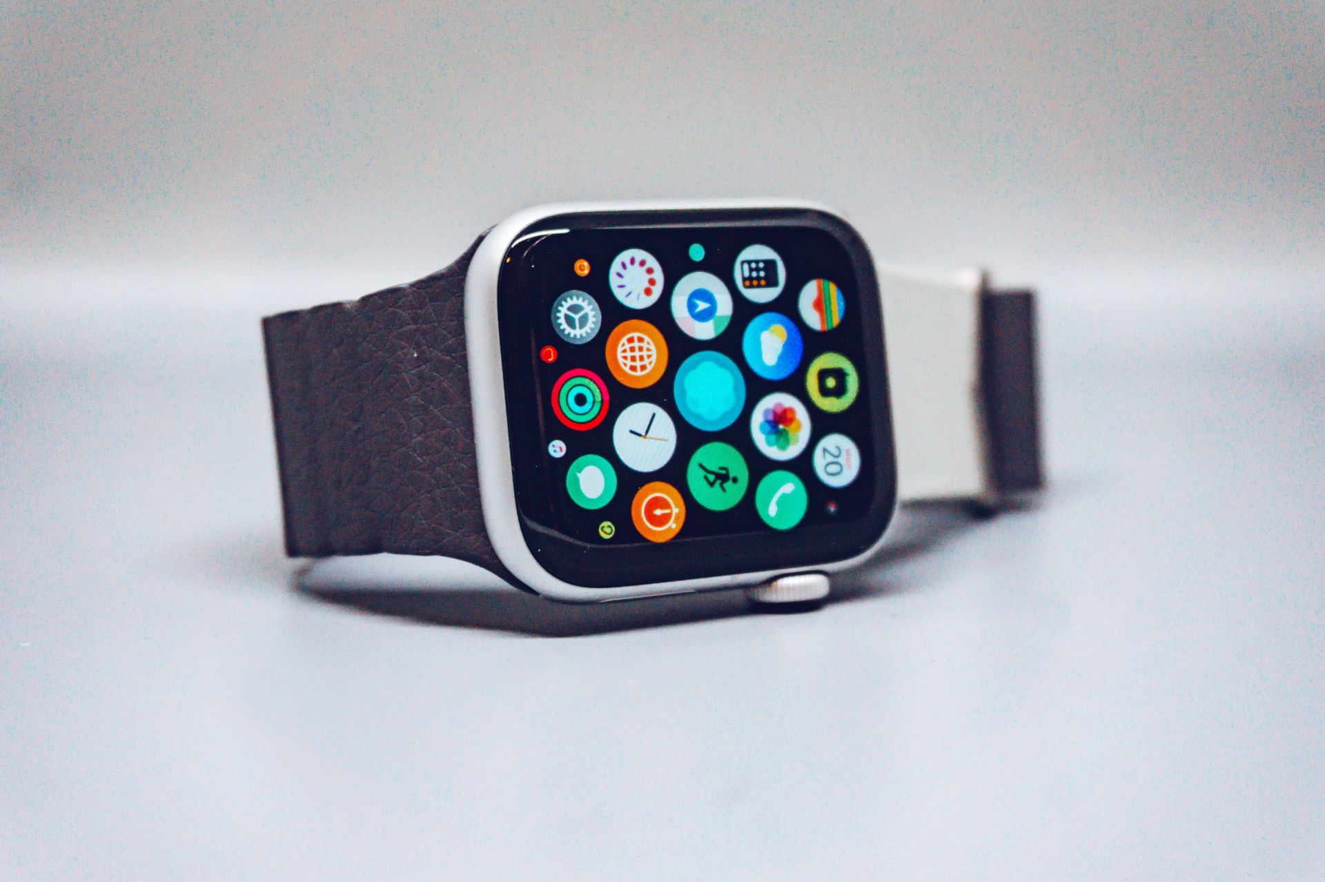 Patent dispute: Apple Watch Series 9 sales halted