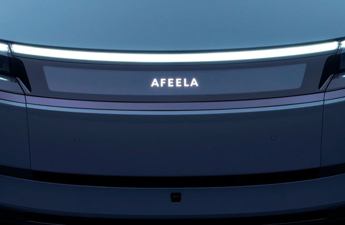 Can this EV really be controlled with a PlayStation controller?