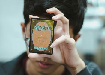 MTG Fallout leak seen on eBay