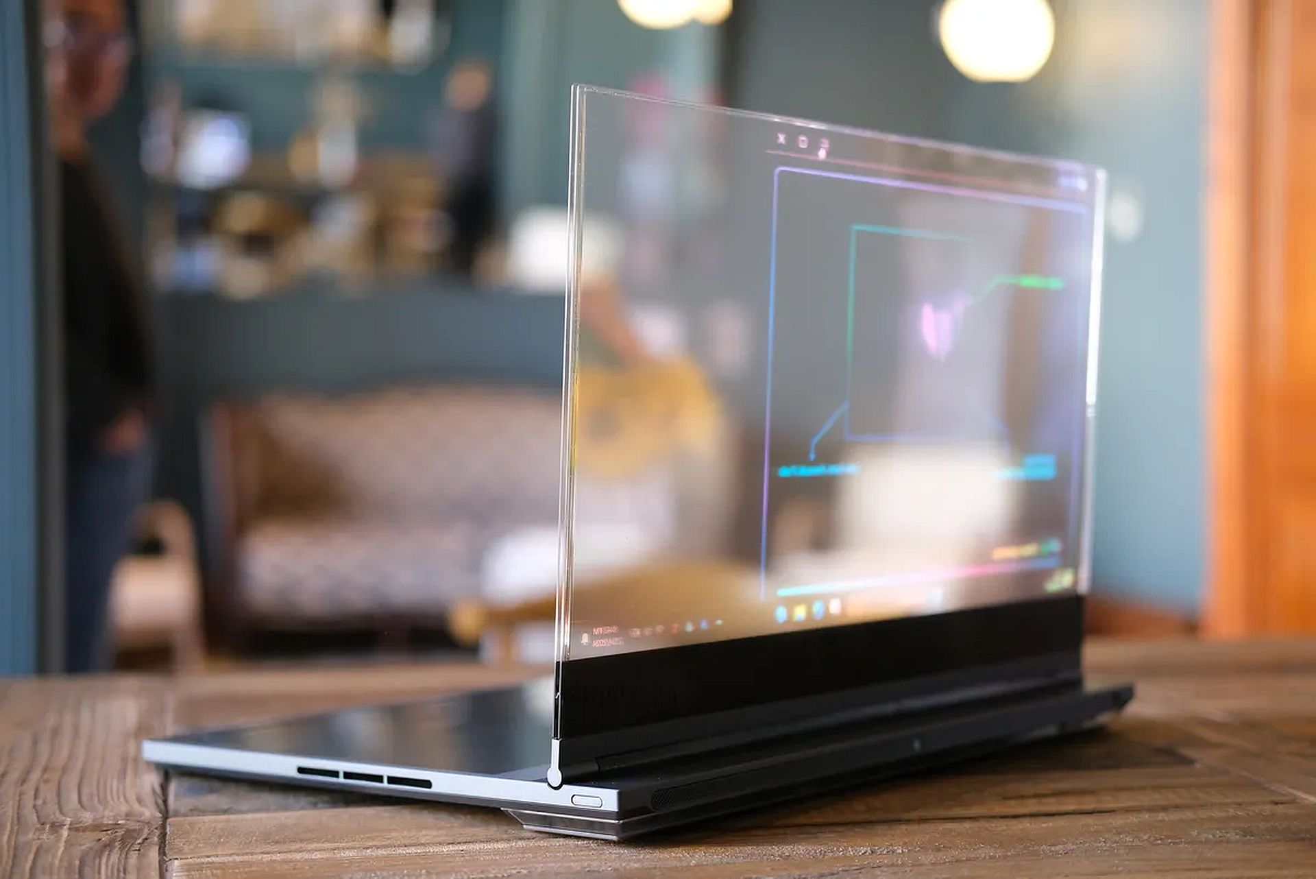 De transparante laptop van Lenovo ziet er geweldig uit