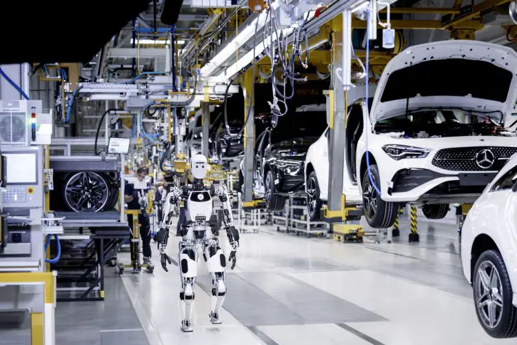 Robotics in Mercedes-Benz Production