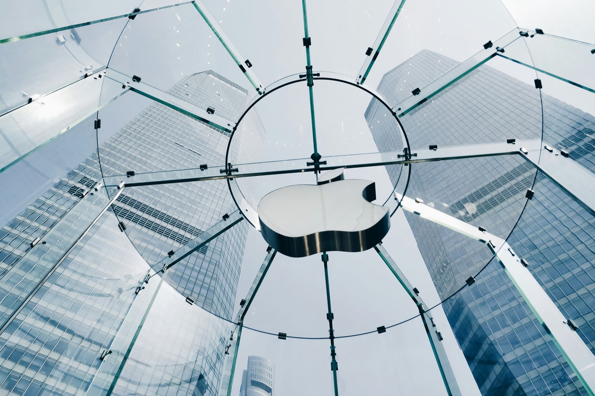 Apple enfrenta processo antitruste do Departamento de Justiça dos EUA