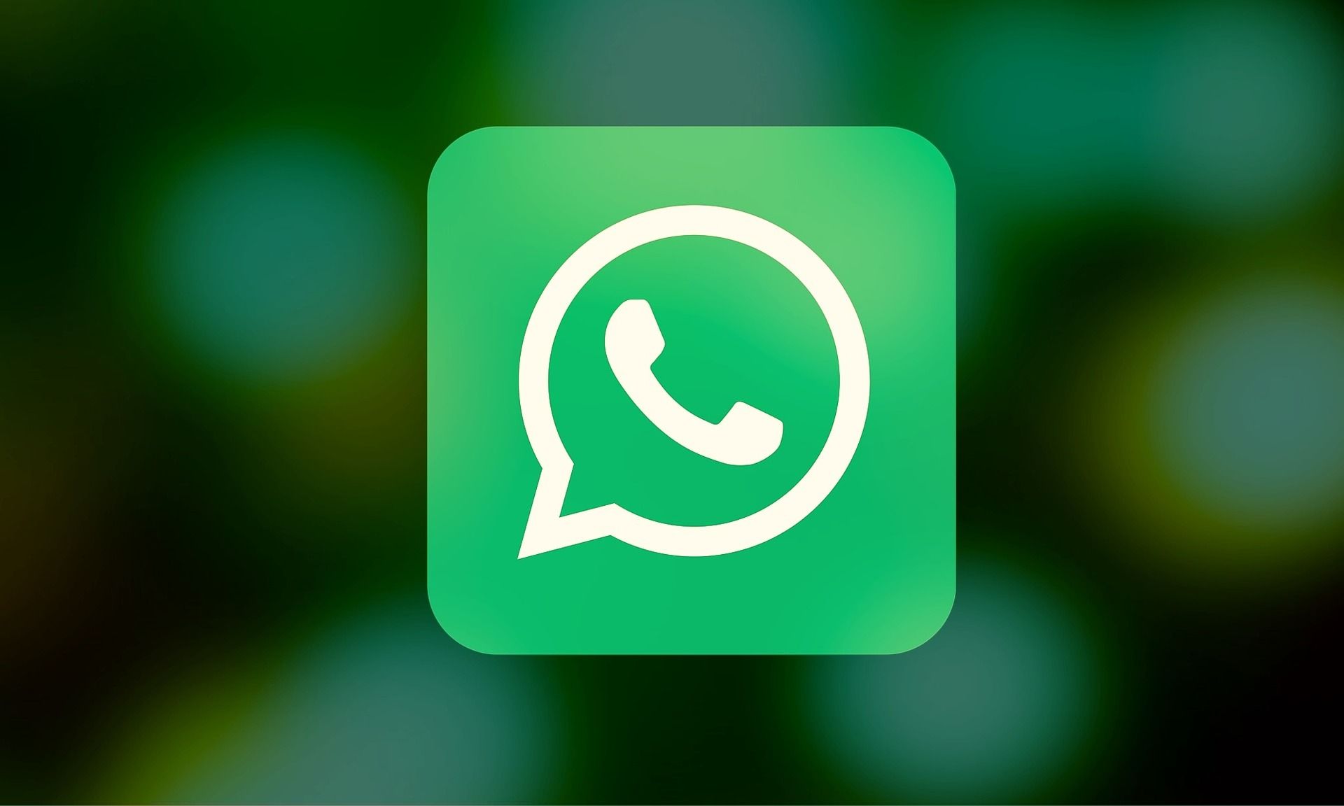 WhatsApp turned green: Why?