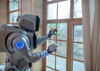 Apple shifts focus to home robotics after car project failure