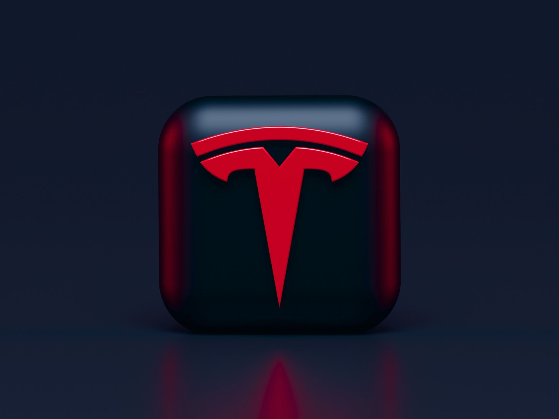 Tesla на повестке дня с новостями о массовых увольнениях