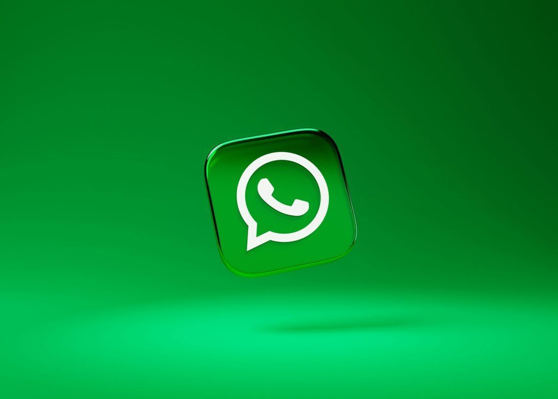 WhatsApp Suggested Contacts
