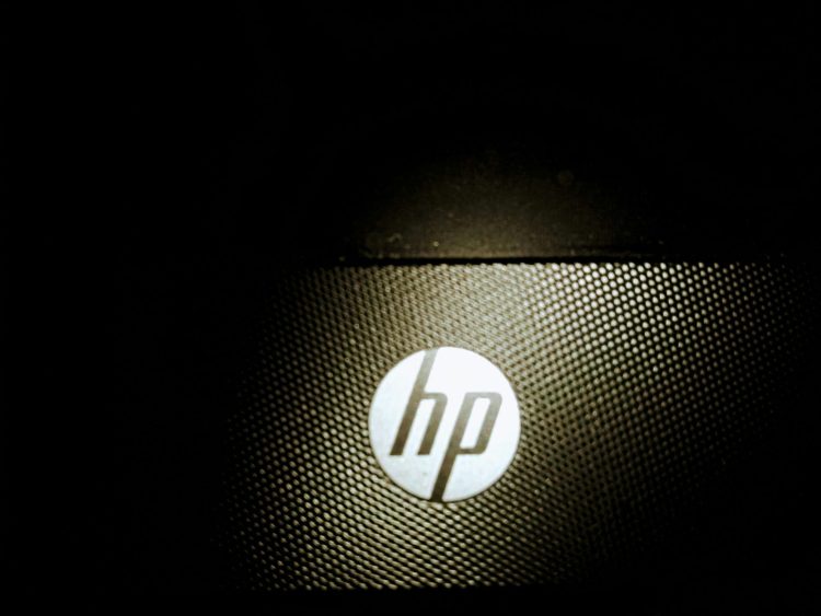 HP PC rebranding AI